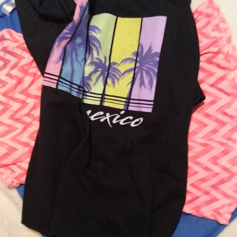 Summer Tops - Picture 6 of 8